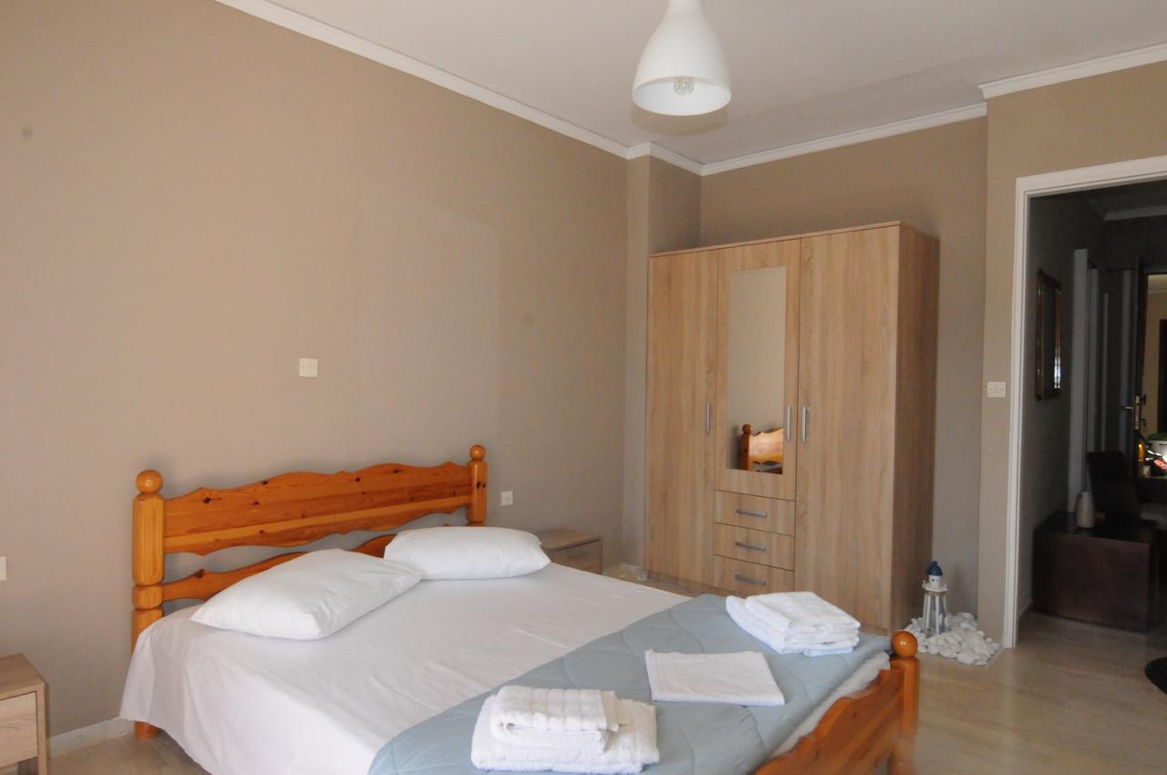 Kinetta Apartments Agioi Apostoloi  ภายนอก รูปภาพ