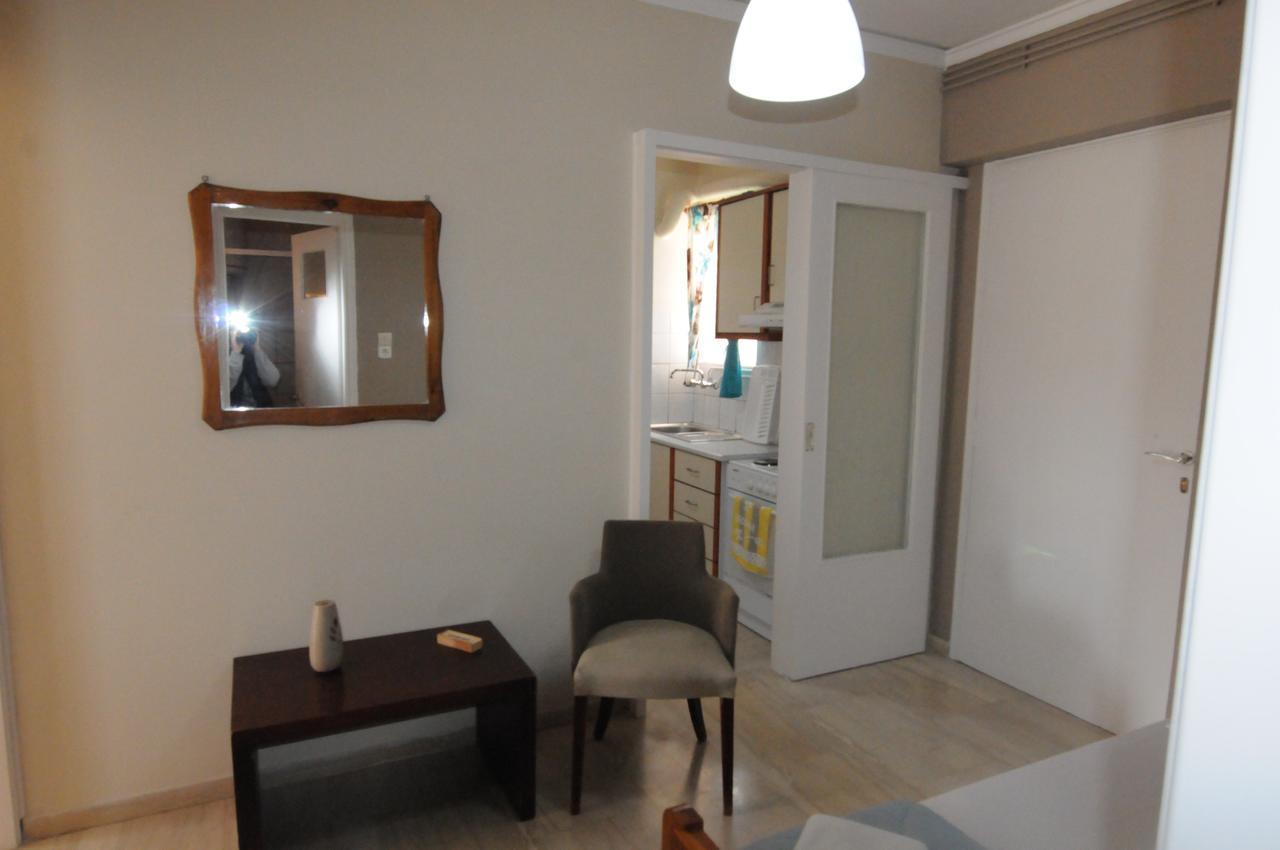 Kinetta Apartments Agioi Apostoloi  ภายนอก รูปภาพ
