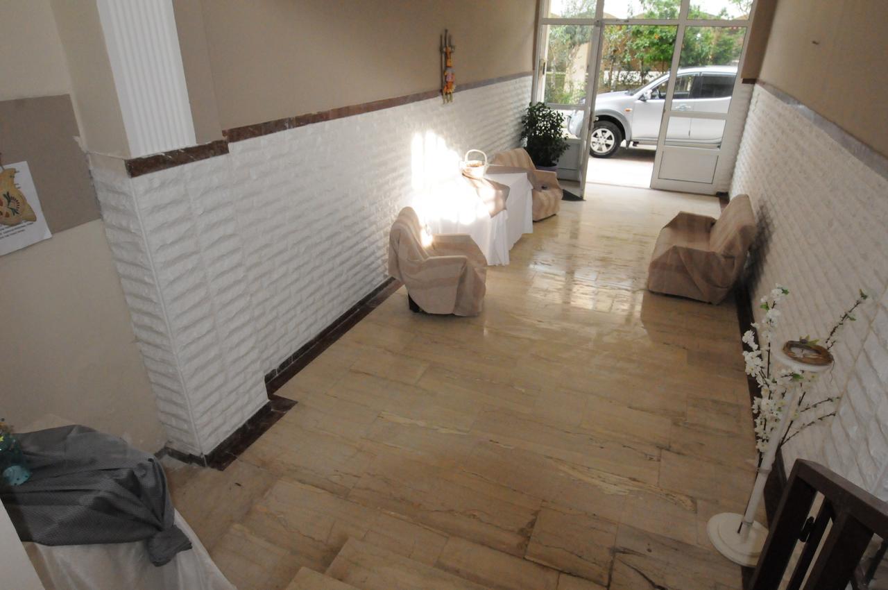 Kinetta Apartments Agioi Apostoloi  ภายนอก รูปภาพ