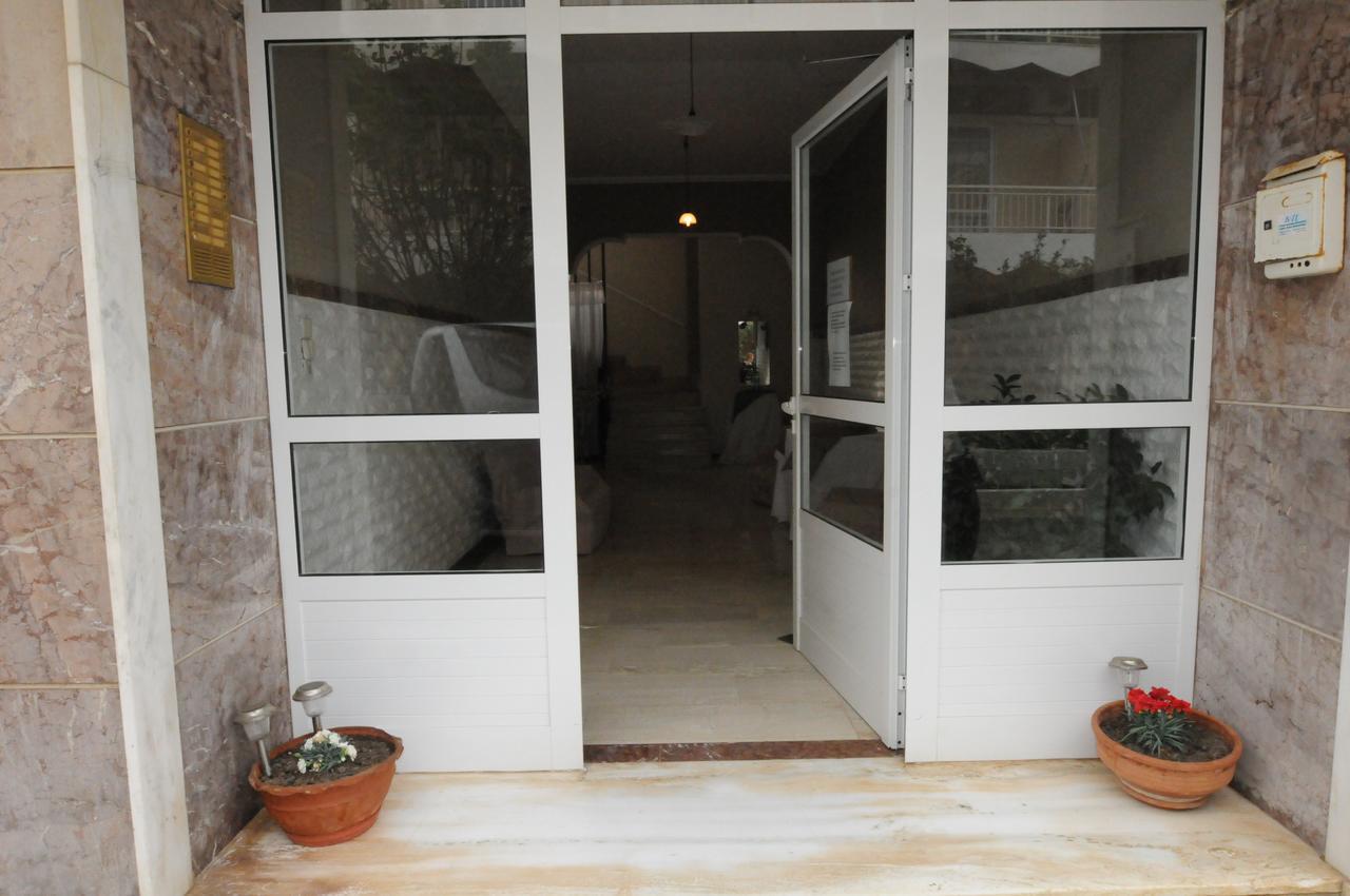 Kinetta Apartments Agioi Apostoloi  ภายนอก รูปภาพ
